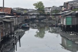 Pemkot Surabaya normalisasi Sungai Kalianak secara bertahap