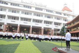 Wali Kota Tangerang instruksikan pelayanan infrastruktur dipercepat
