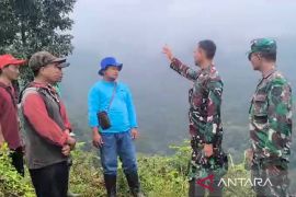 Dandim Situbondo tinjau pembukaan lahan pertanian di Sumbermalang