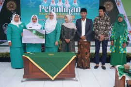 Wabup Trenggalek hadiri pelantikan pengurus cabang Fatayat NU