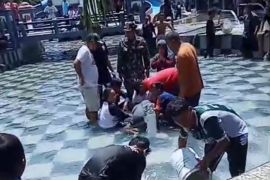 Bocah tewas tenggelam dan tersedot saluran pembuangan kolam renang