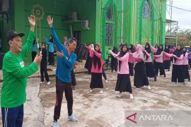 Forum Panti Kota Banjarmasin tingkatkan silaturahmi lewat senam bersama