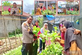 Kapolres Tanjung Balai apresiasi tanaman hortikultura KTSB binaan Dinas Pertanian