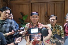 Universitas Airlangga  tambah lima Guru Besar Fakultas Kedokteran Hewan