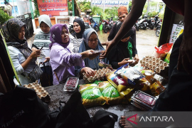 DKI hadirkan beras 2,5 kg dalam gerakan pangan murah saat Ramadhan