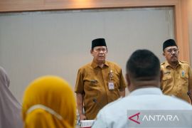 Pemkab Situbondo beri bimtek e-surat ke OPD lewat aplikasi Srikandi