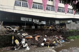 Kirmir ambruk di Pasar Ancol Bandung mulai diperbaiki