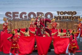 Atraksi Segoro Topeng Kaliwungu di Lumajang masuk program Karisma Event Nusantara 2025