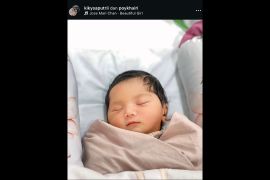 Kisah haru Kiky Saputri, dari keguguran hingga melahirkan putri cantik