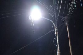 Palembang mulai benahi lampu jalan  penuhi janji kampanye