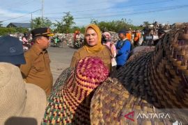 Wakil Wali Kota Banjarmasin tutup TPS sampah ilegal