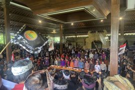 DPRD Bali godok perda transportasi buntut aduan sopir lokal