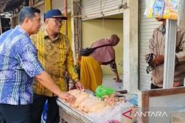Bangkalan gencarkan operasi pasar menjelang Ramadhan