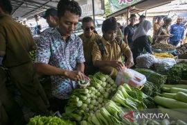 Jelang Ramadhan 1446 H, sidak ketersediaan sembako digelar di Indramayu