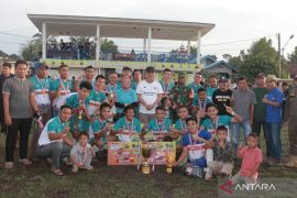 Wakil Bupati Katamso hadiri penutupan turnamen sepakbola 'Merlung Maju 2025'