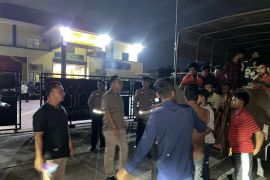 Kampar pindahkan 103 pengungsi Rohingya ke Rudenim Pekanbaru