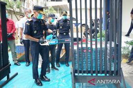 Bea Cukai Kalimantan Bagian Selatan musnahkan 4,5 juta rokok ilegal