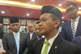 Menteri Bahlil bentuk tim untuk pastikan spesifikasi BBM