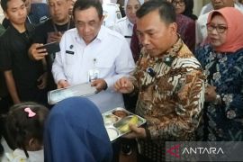 Mendukbangga tinjau simulasi Makan Bergizi Gratis bumil di Madiun