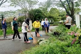 Pemkab Simalungun gotong royong optimalkan kebersihan lingkungan