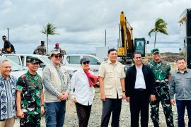 Mentan dan Menkeu tinjau progres cetak sawah di Wanam Merauke