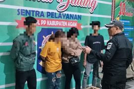 Satpol PP Damkar Agam tingkatkan razia jelang Ramadhan