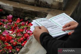 Doa ziarah kubur orang tua jelang Ramadhan, Sunnah penuh makna