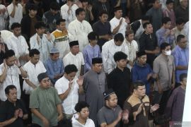 Shalat tarawih pertama warga Muhammadiyah di Malang