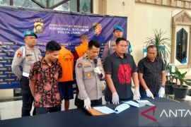 Polda Jambi tangkap pekerja tambang minyak ilegal