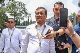 Gubernur  Jateng langsung berdinas usai retret