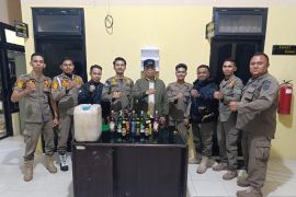 Satpol PP Pasaman amankan minuman beralkohol operasi pekat jelang ramadhan