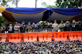 Pemkot Tangerang musnahkan 4.982 botol miras senilai Rp204 juta