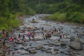 Hukum puasa Ramadhan dalam keadaan junub seharian, apakah sah?