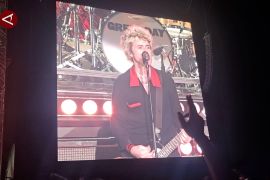 Green Day tuntaskan penantian 29 tahun fans Indonesia
