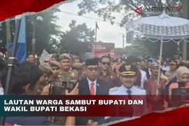 Lautan warga sambut Bupati dan Wakil Bupati Bekasi