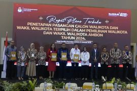 KPU tetapkan Bodewin-Ely jadi Wali Kota dan Wakil Wali Kota Ambon