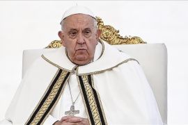 Paus Fransiskus menjalani malam tenang setelah mengalami kejang bronkial