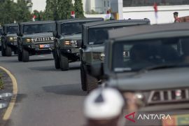 Kirab kendaraan khusus Maung MV3 Pindad, inilah wujud kekuatan industri pertahanan nasional