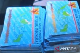 Disdukcapil Biak libatkan Lurah-Kades data warga rekam KTP-El