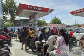 Gubernur Papua minta Pertamina jamin kelancaran pasokan BBM