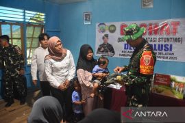 TMMD ke-123 Kodim 1004/KTB sasar anak stuntng di Desa Talusi