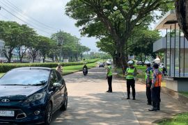 Pemkot-Polrestabes Semarang  dirikan posko di Silayur cegah kecelakaan