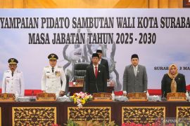 Wali Kota paparkan tujuh program prioritas 2025-2030 di DPRD Surabaya