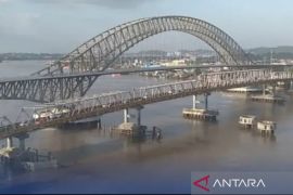 Jembatan Mahakam I Samarinda Kaltim ditutup sementara tiga hari