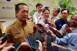 Terpopuler: Gubernur Iqbal ajak relawan profesional masuk tim, vonis PPK proyek RS Pratama Dompu, dan kasus korupsi emas Antam palsu