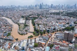 Banjir genangi 121 RT dan lima ruas jalan di wilayah DKI Jakarta