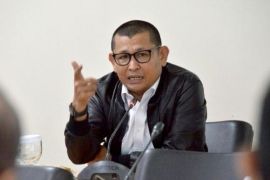 Anggota DPRD Jakarta Lukmanul Hakim minta TransJakarta perbaiki Fasilitas Publik yang Rusak