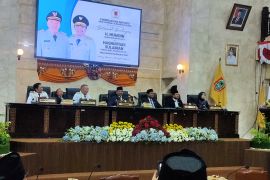 Gubernur Muhidin ajak  masyarakat tingkatkan kebersamaan