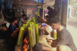 Lemang khas Pontianak yang selalu dinanti saat Ramadhan