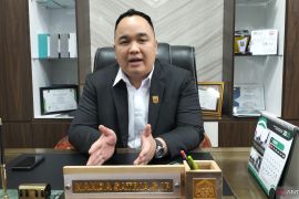 Pemprov Sumbar harus cari solusi sikapi pemandian ilegal di  kawasan taman wisata alam